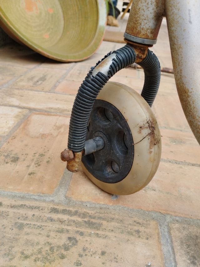 Patinete antiguo de Spiderman