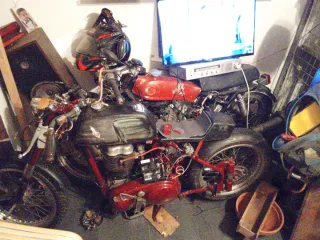 Bultaco chispa, bultaco thump Benelli 504 sport