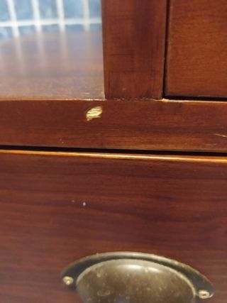 Cajonera escalera estilo colonial