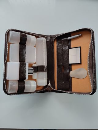 Estuche de aseo vintage 