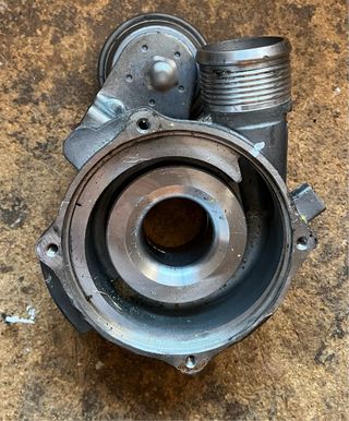 Turbo compresor y colector. Volkswagen Golf
