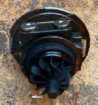 Turbo compresor y colector. Volkswagen Golf