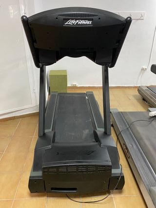 Cinta Life Fitness 9500HR Remanufacturada