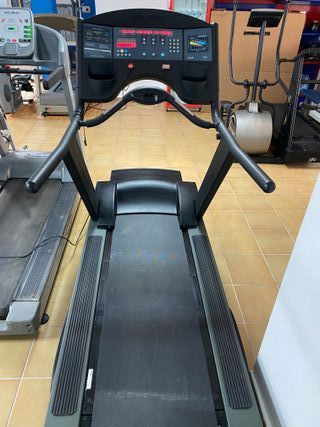 Cinta Life Fitness 9500HR Remanufacturada