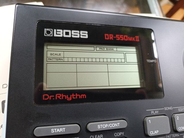Caja de ritmos BOSS DR550 MKII