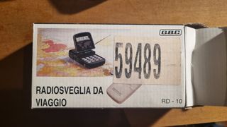 Radio sveglia da viaggio vintage