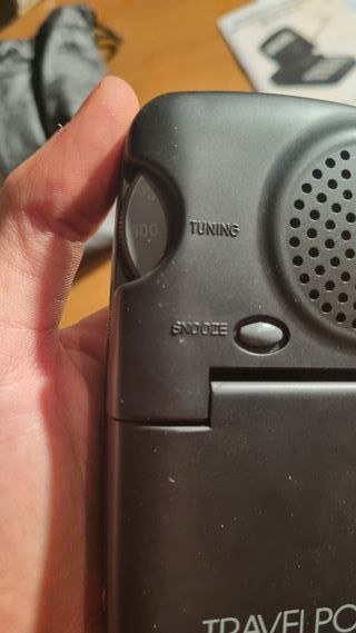Radio sveglia da viaggio vintage
