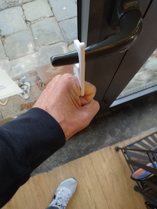 Apri porta antibatterico