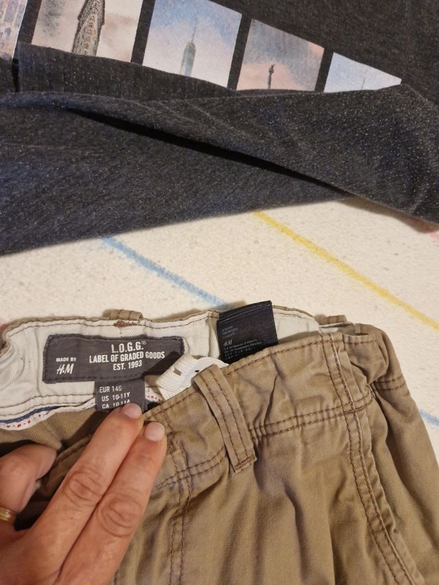 Conjunto pantalon y camiseta