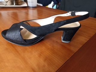 Sandalias de piel, talla 38, Prestigio