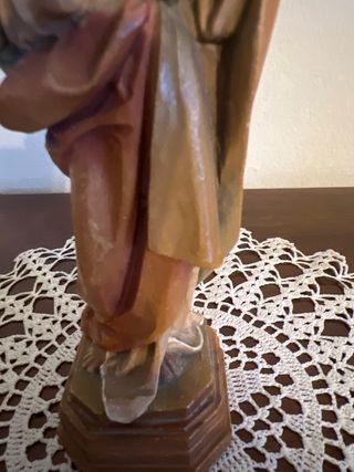 Cristo marca “ANRI”