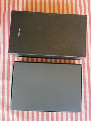 scatola Chanel nera 