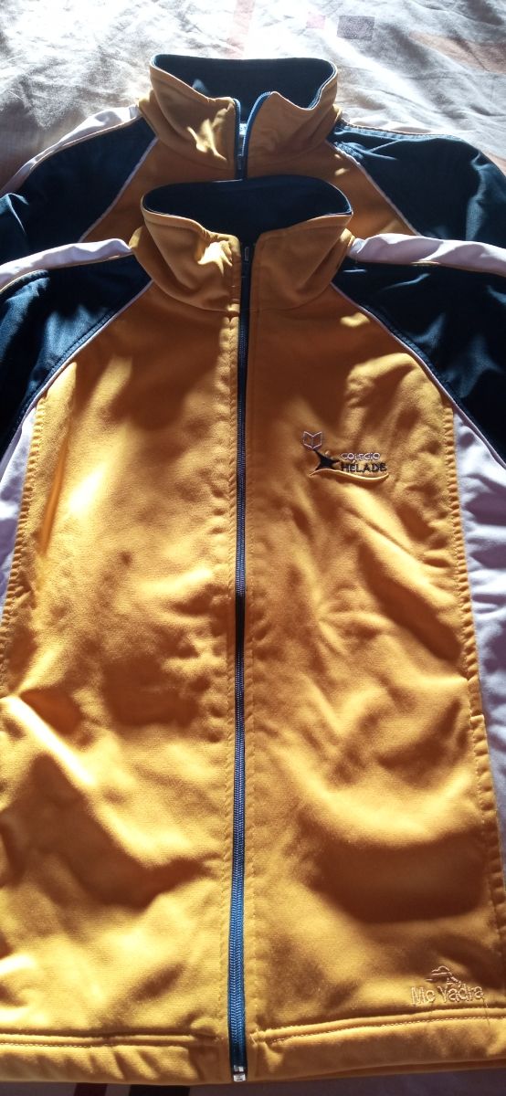Chaqueta chándal colegio Hélade