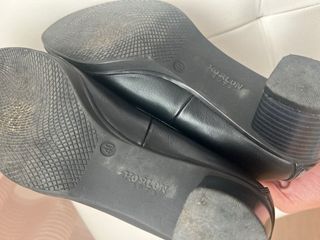 zapatos negros como nuevos