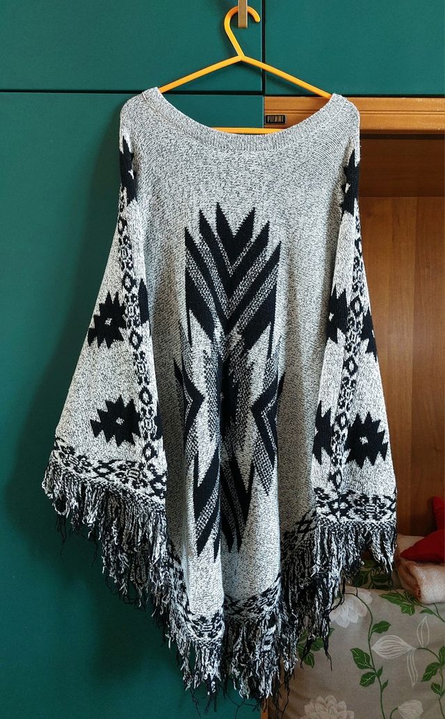 Poncho/Mantella da donna "Cosmoda"