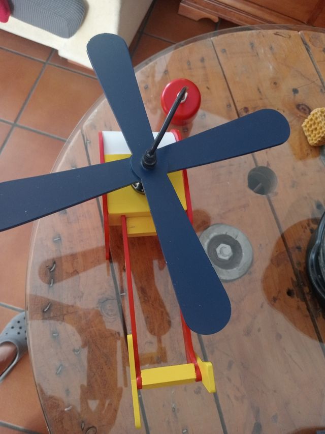 Lampara helicóptero 