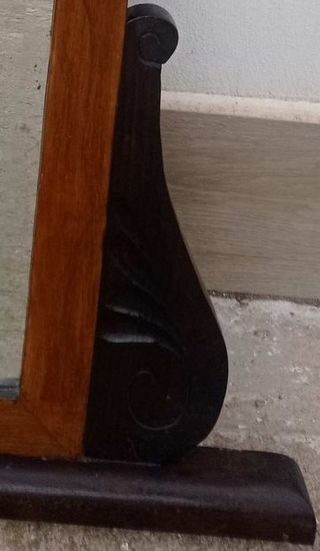 espejo de pared antiguo