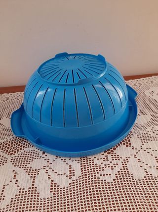2 scolapasta in plastica bianco e celeste