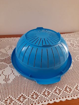 2 scolapasta in plastica bianco e celeste
