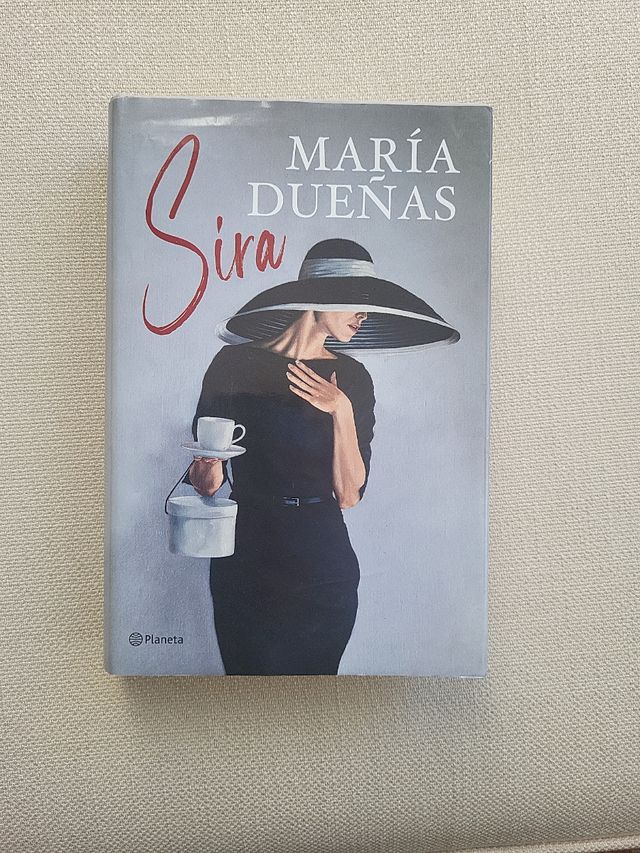 Libro "Sira" de Maria Dueñas
