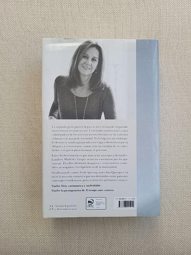 Libro "Sira" de Maria Dueñas
