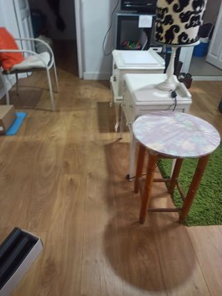 2 mesitas blancas estilo PORTE BARATO