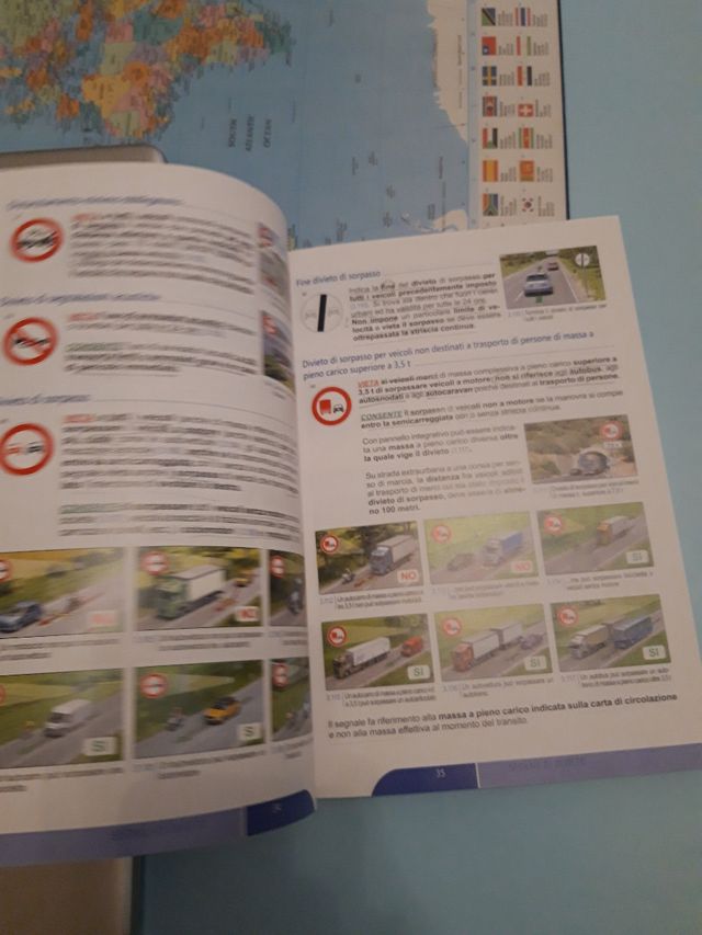 Manuale per la patente A e B