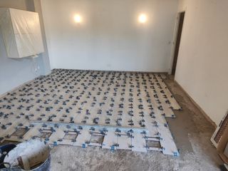 Colocación de suelos, pintura, pladur. Consulte!