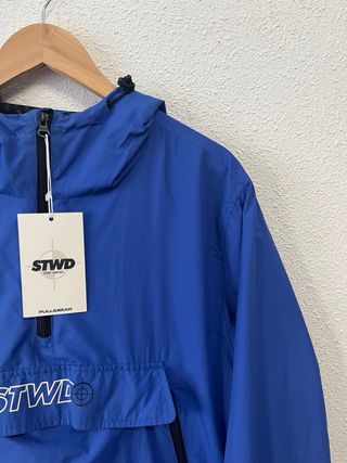 Cortavientos STWD azul