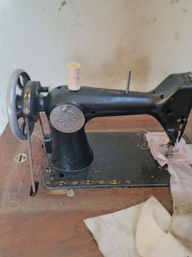 Maquina coser sigma