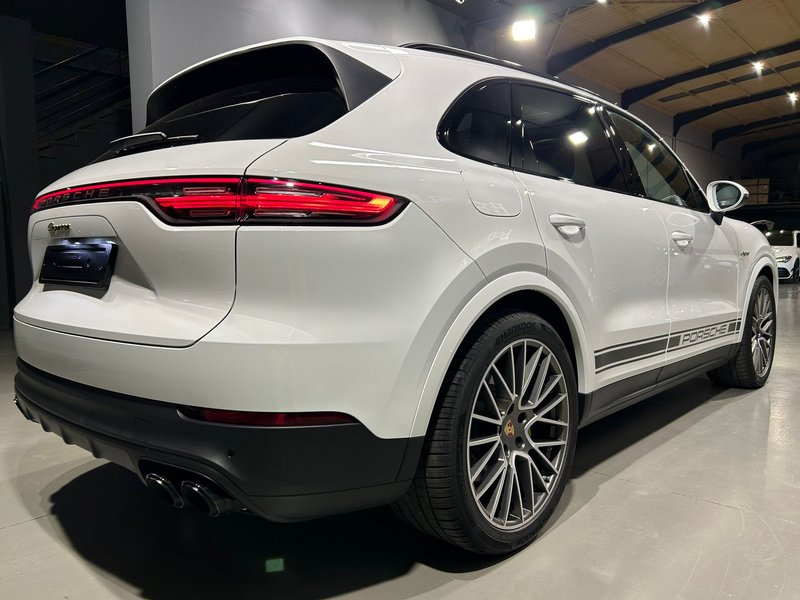 Porsche Cayenne 2022, foto 7