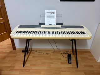 Piano Korg SP280