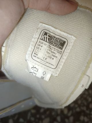 Patines cuatro ruedas blancos