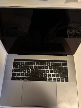 Mac book pro con touch bar 15, 4 pulgadas