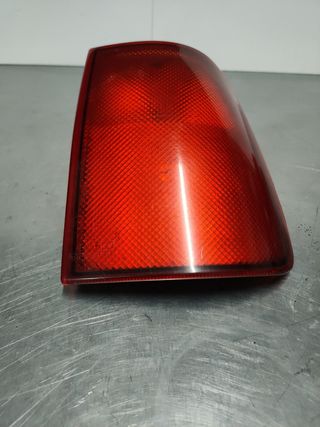 ✅PILOTO TRASERO DERECHO EXTERIOR TERRANO