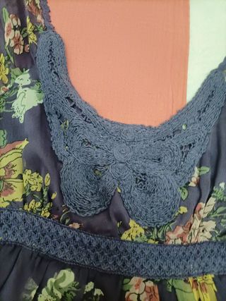 Vestido volantes floral morado 