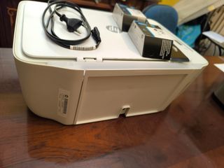 Impresora HP DESKJET 2622 Con cartuchos