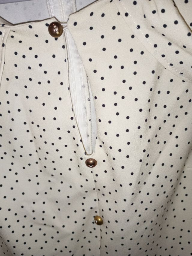 Vestido de lunares a estrenar, con etiqueta 