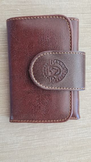 Elegante billetera de nueva cuero