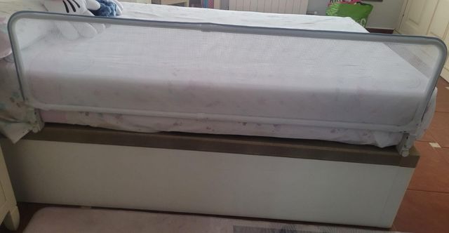 Barrera de cama extensible