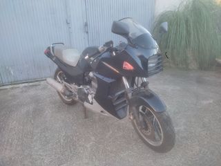 KAWASAKI GPZ 900R TOP GUN