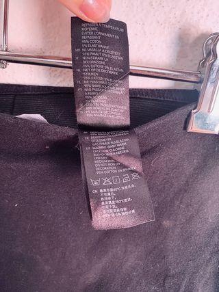 Falda mini tubo negra