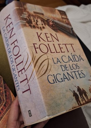 Ken Follet - La caída de los gigantes