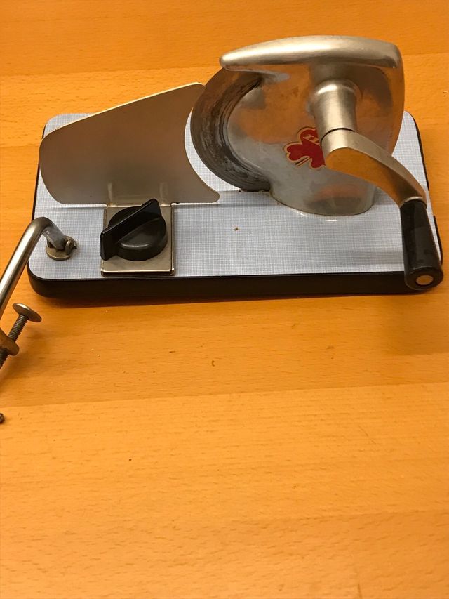 Maquina corte fiambre antigua