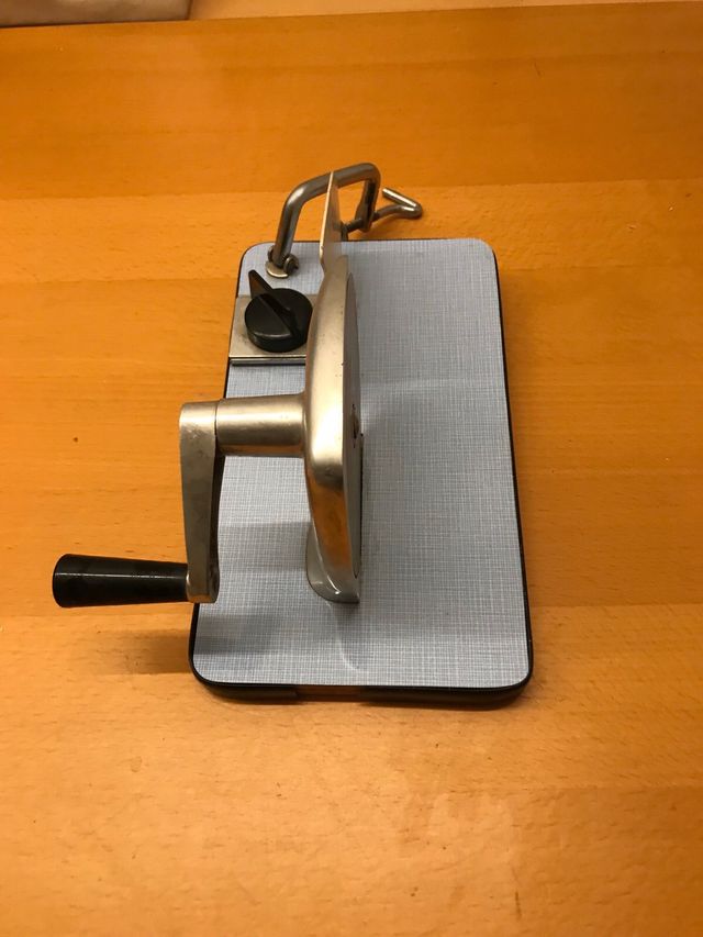 Maquina corte fiambre antigua