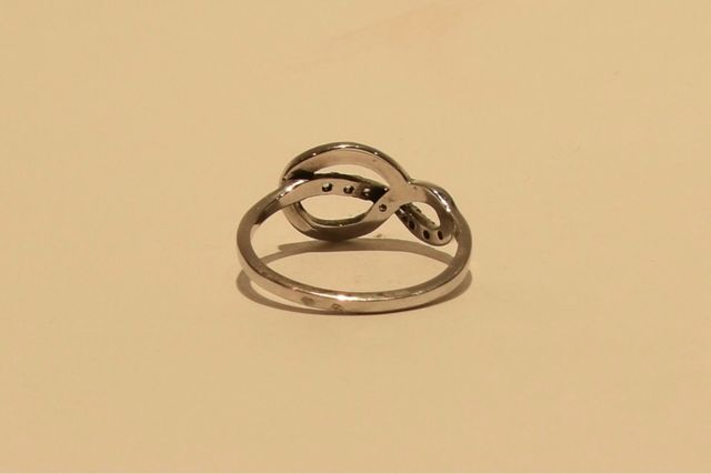 SORTIJA DE ORO BLANCO 18K/3.0Gr