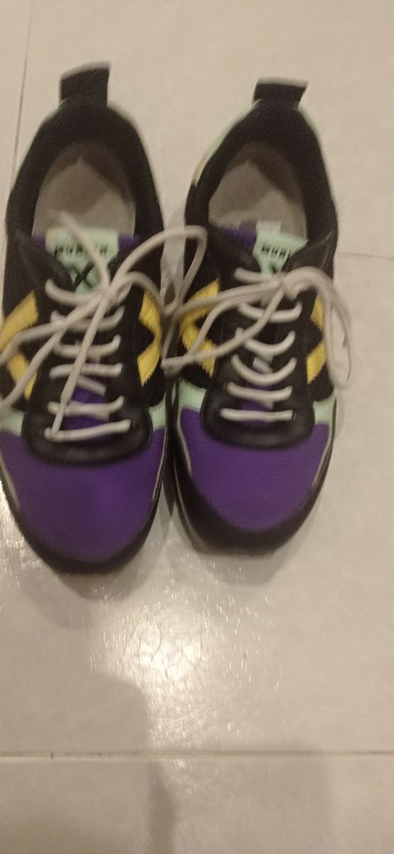 Munich. Zapatillas talla 36