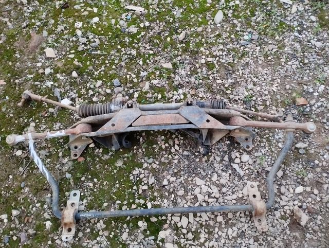 Seat 131 E - Cremallera de dirección