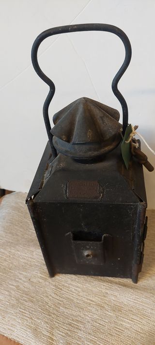 Farol de tren antiguo 
