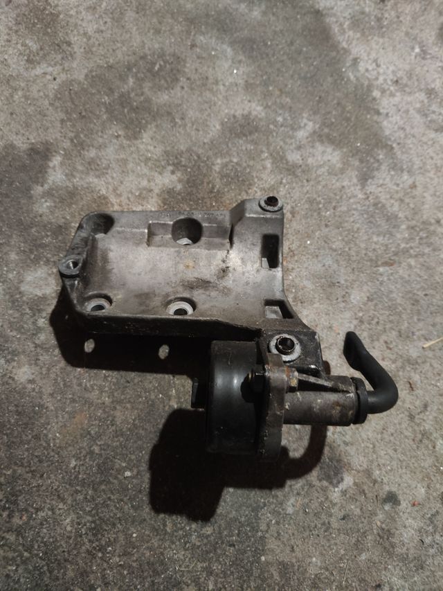 Soporte compresor a/c bmw e39 530d